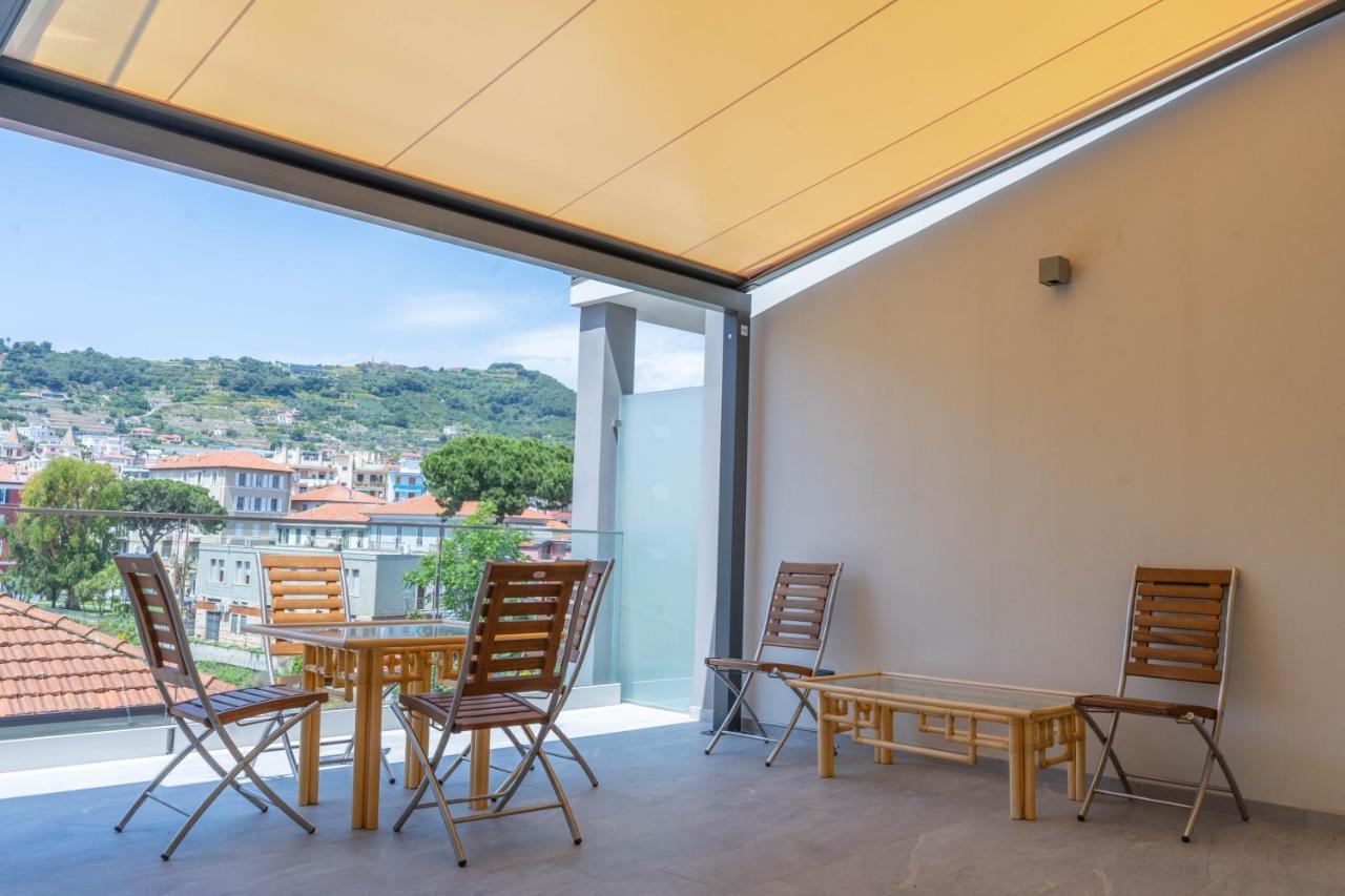 Hotel Graziella Arma di Taggia Bagian luar foto