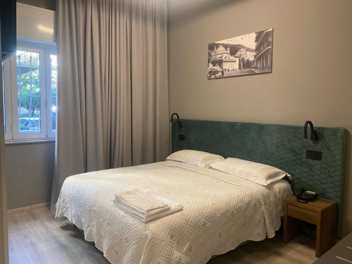 Hotel Graziella Arma di Taggia Bagian luar foto